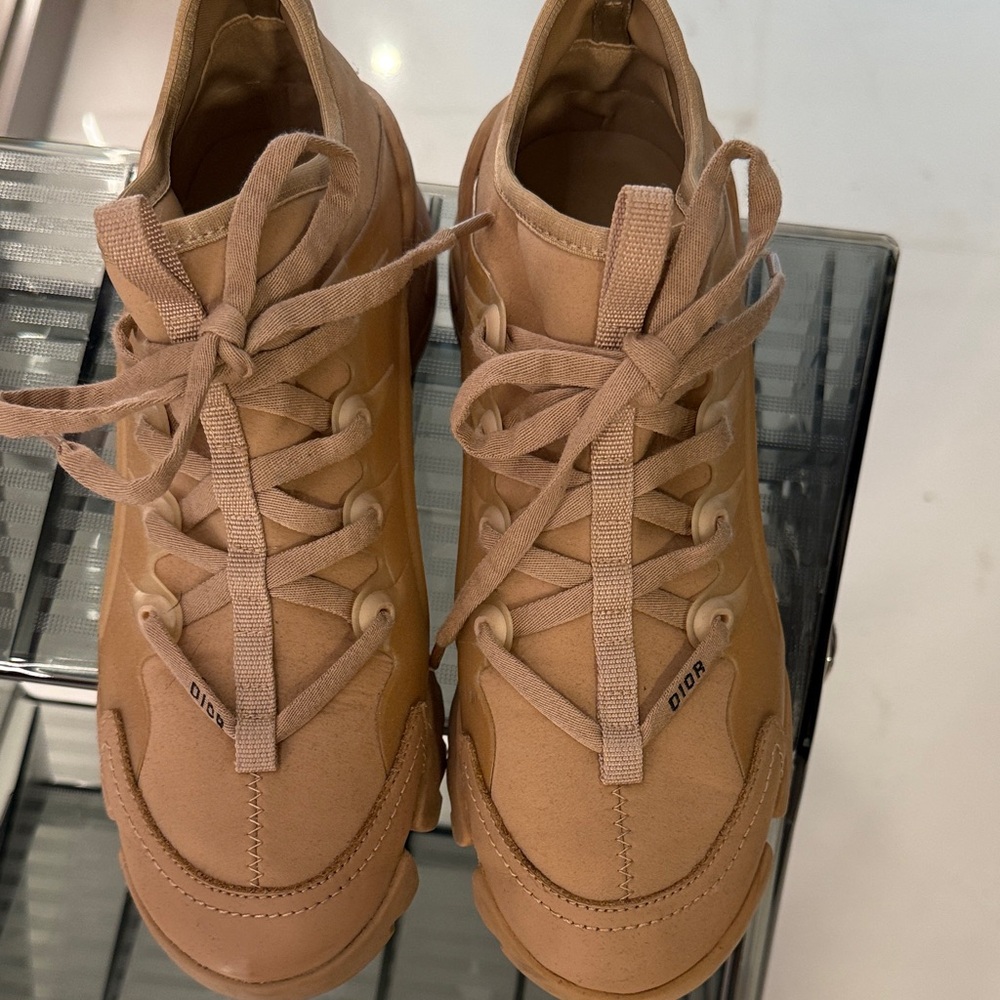 Beautiful Women's Tan Athletic Shoes